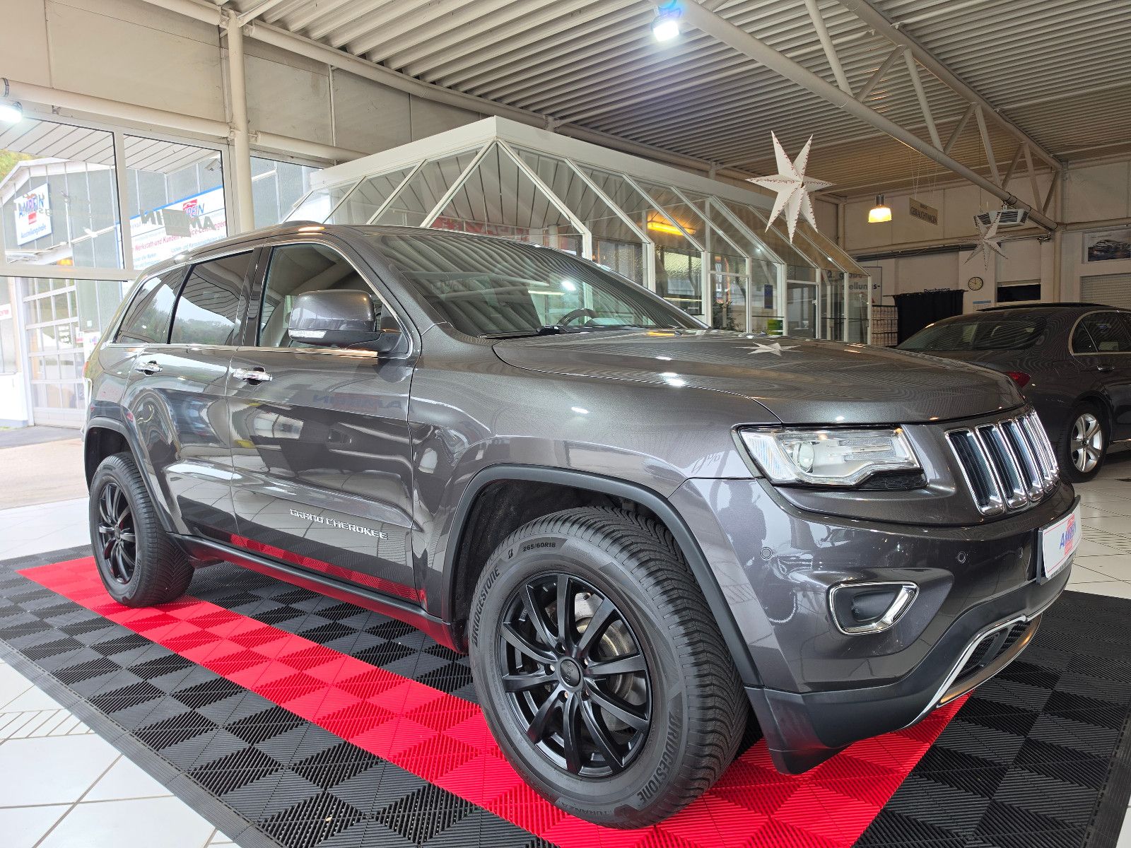 Jeep Grand Cherokee 3.0 CRD Limited+NAVI+KAMERA+