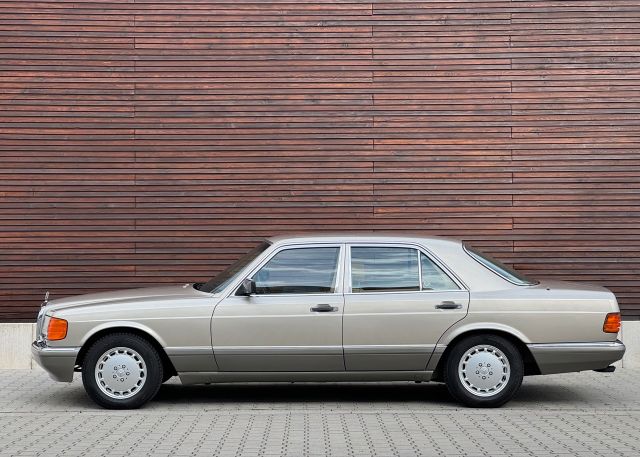 Mercedes-Benz 300SE W126/ / UMFANGREICH GEWARTET