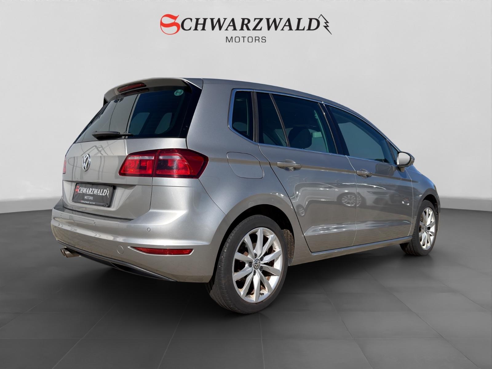 Volkswagen Golf VII Sportsvan Highline Kamera Ahk Navig.