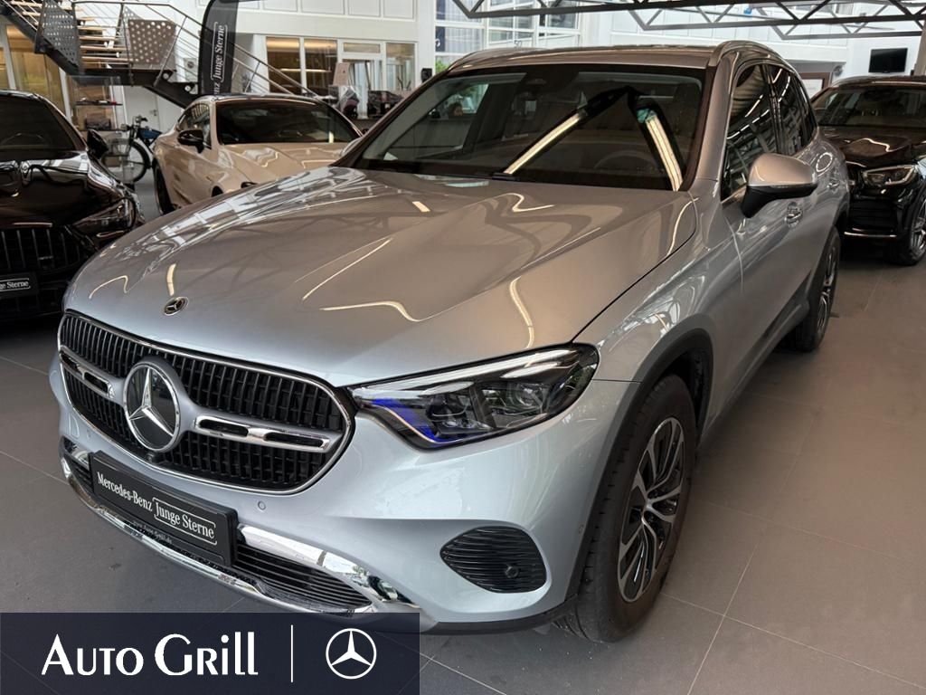 MERCEDES-BENZ GLC 200 4M DigitalLight AHK KeyGO 360 Distronic