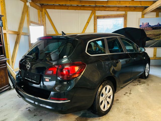 Opel Astra J Sports Tourer Exklusiv AHK Sitzh.Schwarz