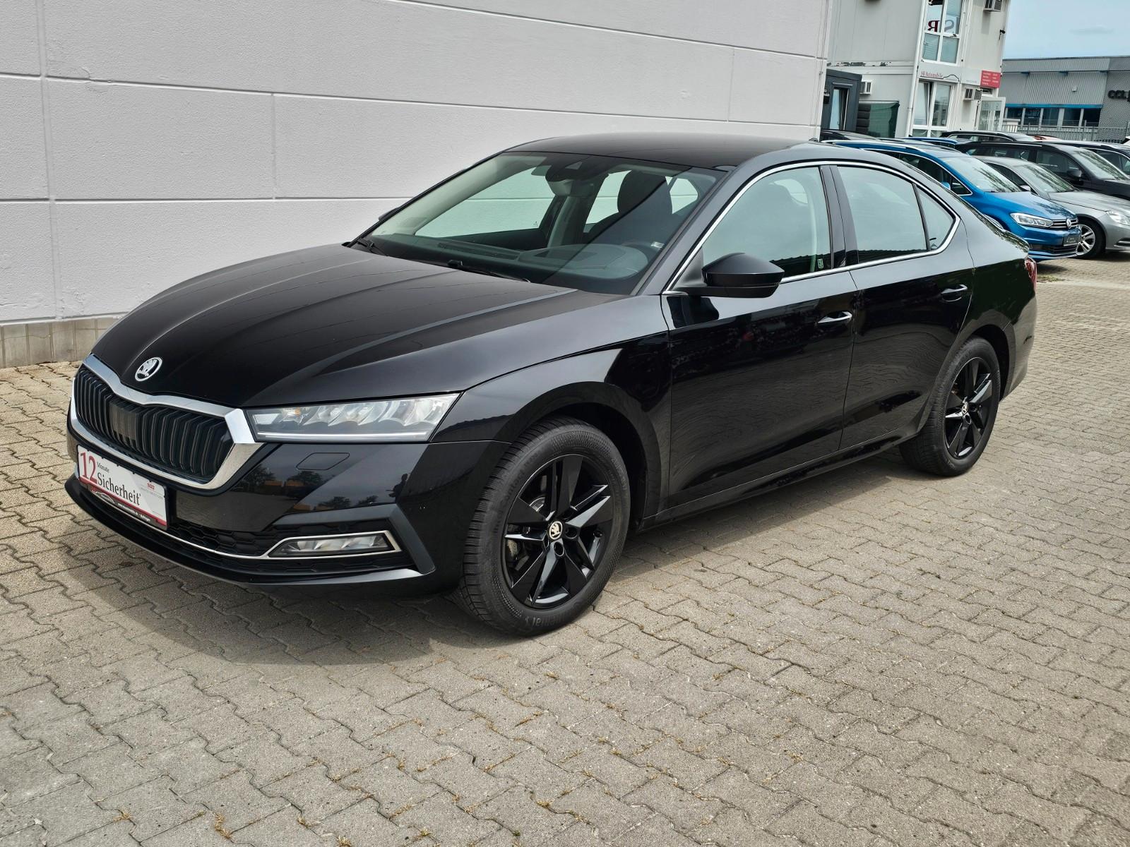 Skoda Octavia Lim ACC*NAVi*LED*SPUR*KAMERA*MEMORY