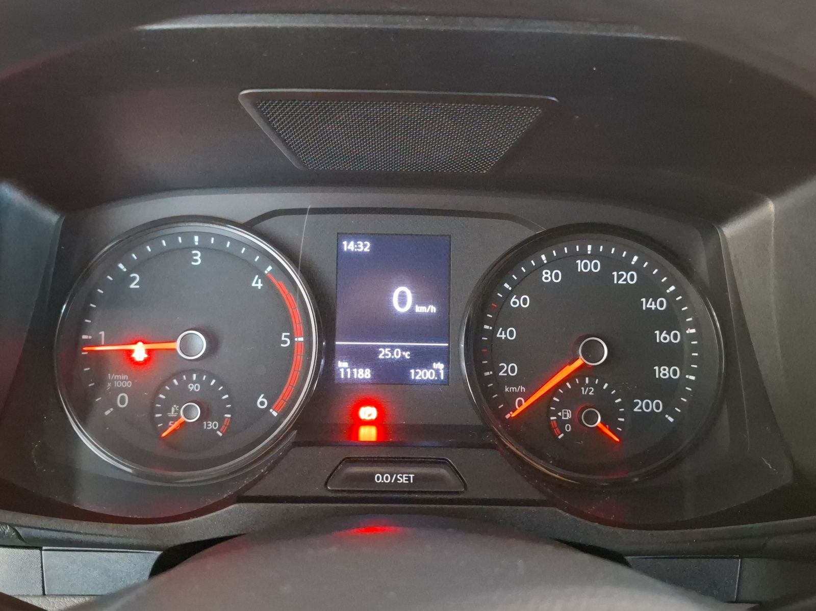 Fahrzeugabbildung Volkswagen Crafter Kasten 35 LR HD Klima DAB GRA RFK