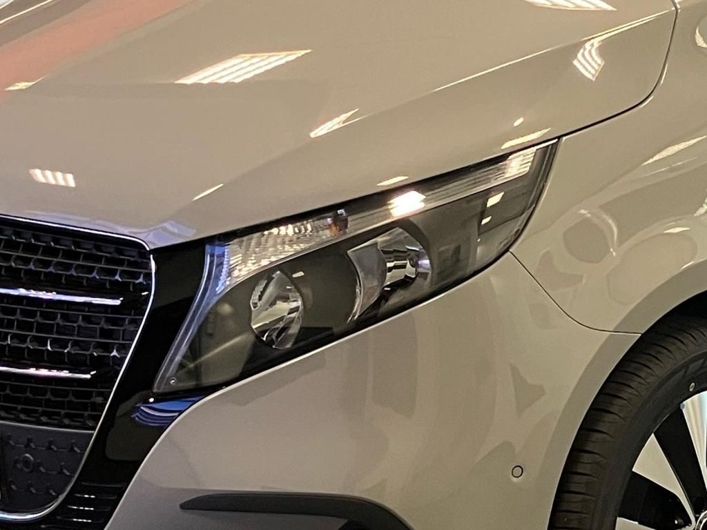 Fahrzeugabbildung Mercedes-Benz V 220 d Kompakt LED SHZ KlimaA SpurA BremsA