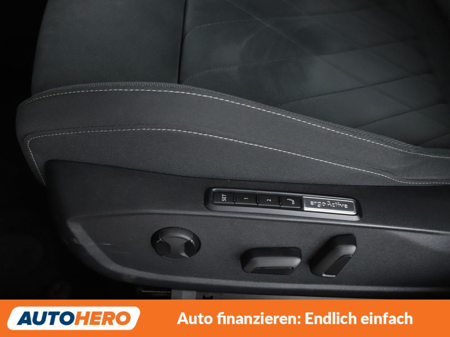 Volkswagen Golf VIII 2.0 TDI Style Aut.*NAVI*LED*ACC*STGHZ*, миниатюра 24