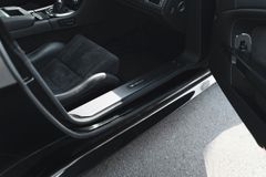 Fahrzeugabbildung Aston Martin V12 Vantage Carbon Black Edition *MwSt / Manual*