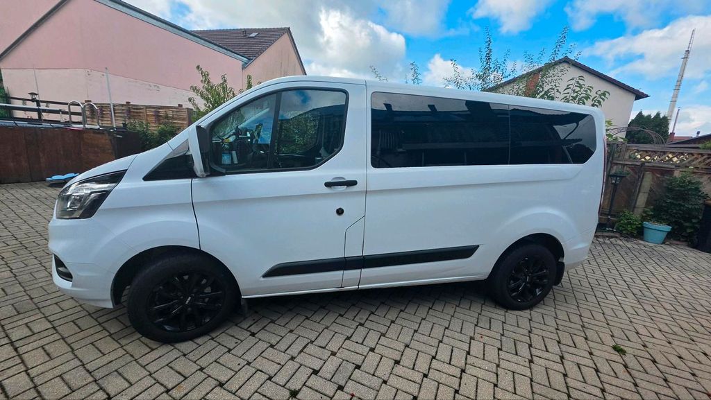Image of Ford Transit Custom