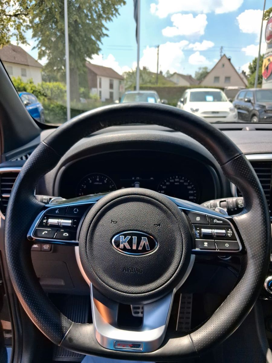Fahrzeugabbildung Kia Sportage GT-Line 4WD Leder Kamera Navi uvm.