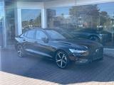 Volvo S60 B5 AWD Ultimate Dark Auto - Volvo S60 Jahreswagen