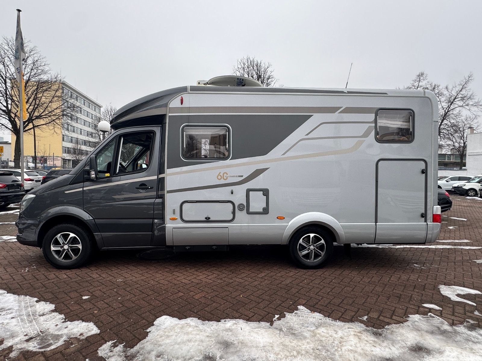 Fahrzeugabbildung HYMER / ERIBA / HYMERCAR ML-T 570 60 EDITION MB SPRINTER 316 CDI 7GT SHZD
