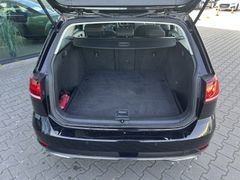 Fahrzeugabbildung Volkswagen Golf VII Variant 1.5TSI Highline ACC DSG ACC SHZ