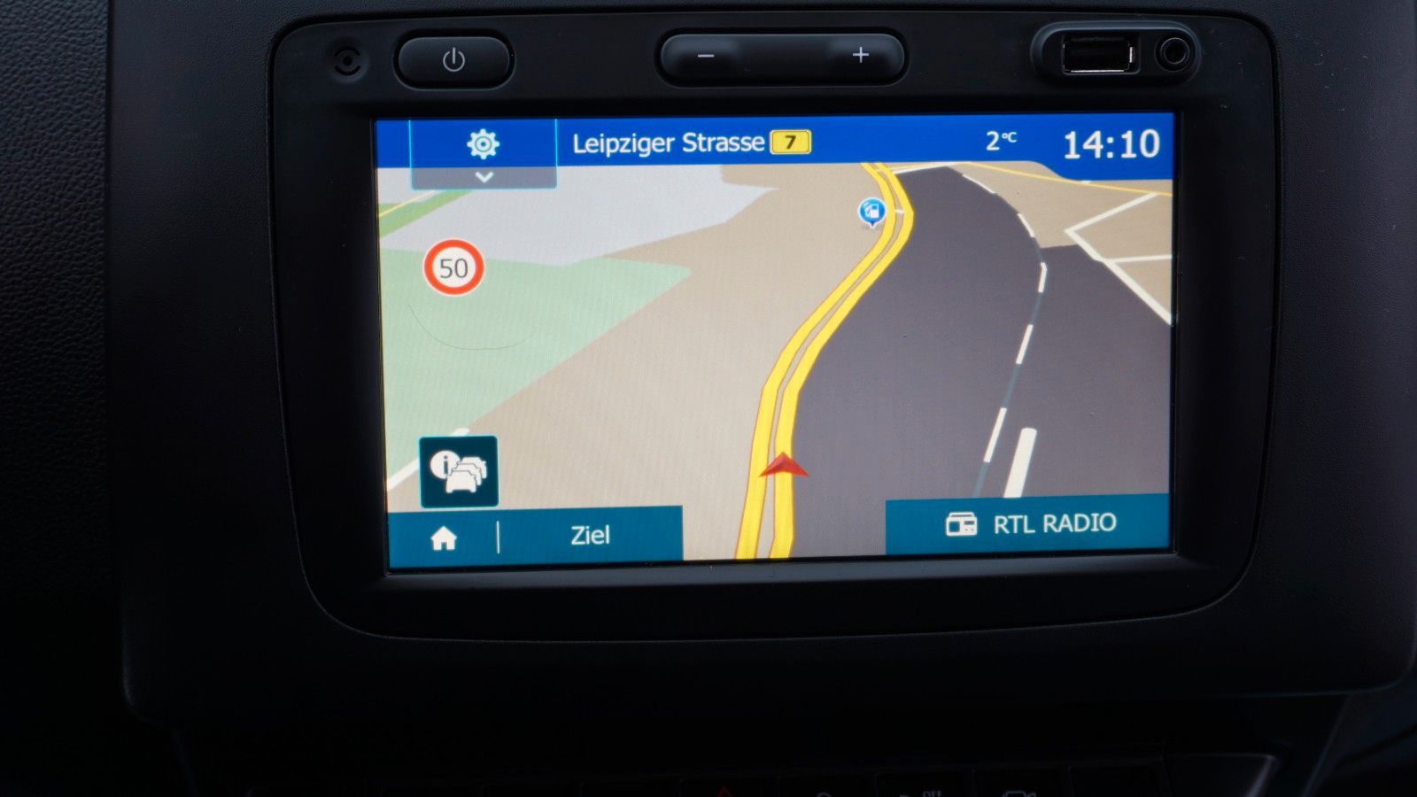 Fahrzeugabbildung Dacia Duster Adventure AHK,Scheckheft,Leder,LED,Navi