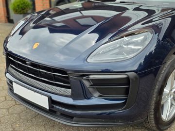 Porsche Macan - 3