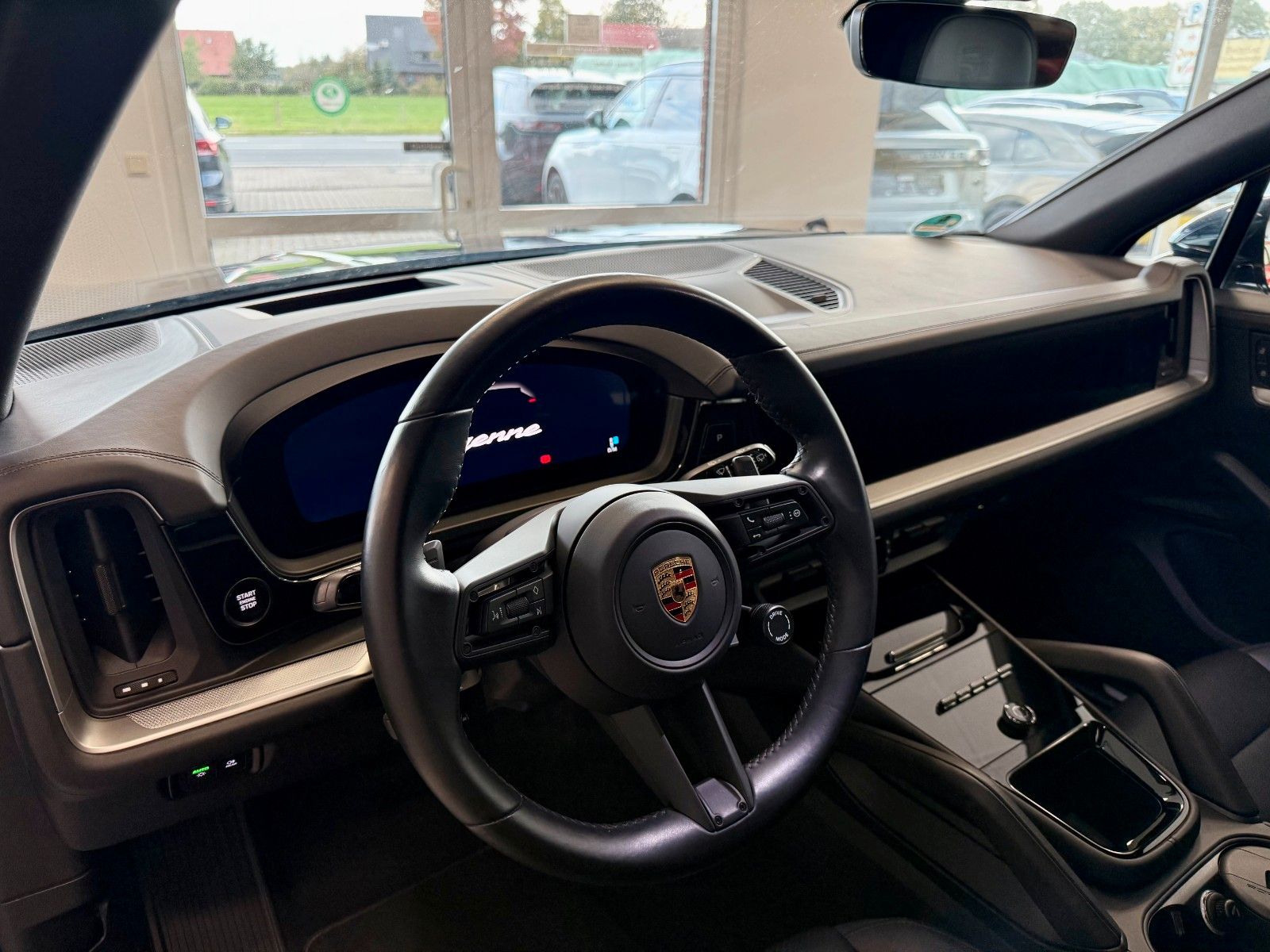 Fahrzeugabbildung Porsche Cayenne V6 Luftfederung/Panorama/HeadUP/BOSE