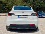 Tesla Model Y Long Range AWD, 2023, Pearl White - Tesla aus 2023