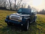Jeep Wrangler Unlimited Sahara 2.8 JK Autom. Sahara - Jeep Wrangler in Dresden