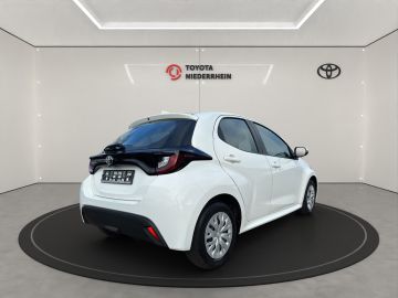 Toyota Yaris - 3