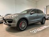 Porsche Cayenne 4.8 Turbo - Porsche Cayenne aus 2011: Turbo