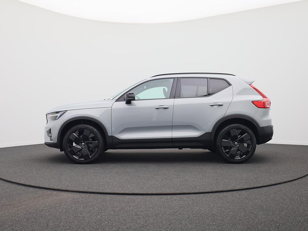 Volvo XC40  2.0 Black Edition Plus B4 Mild-Hybrid 1...