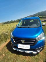 Dacia Lodgy TCe 115 Stepway Celebration Stepway Ce...