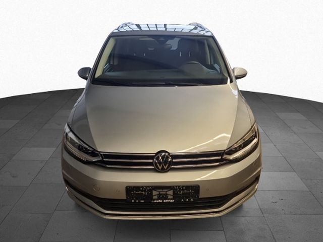 Fahrzeugabbildung Volkswagen Touran 2.0 TDI DSG HL 7-SITZER STHZG AHK NAVI KA