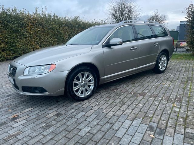 Volvo V70 D5 2.4 gepflegt aus 2.Hand