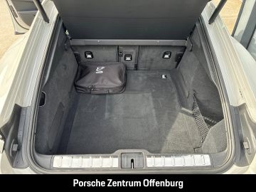 Porsche Panamera - 12