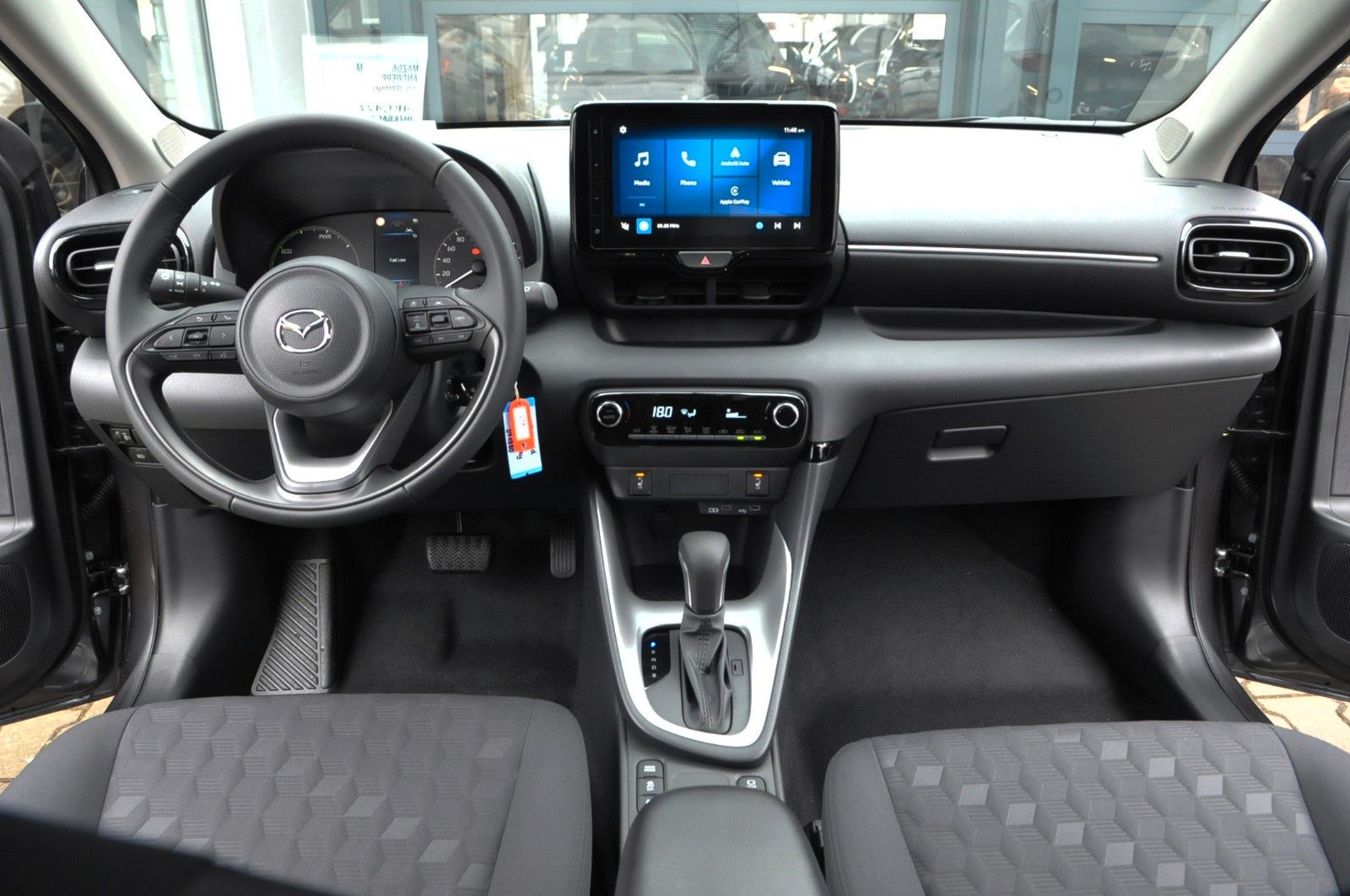 Mazda 2 Hybrid - Bild 24