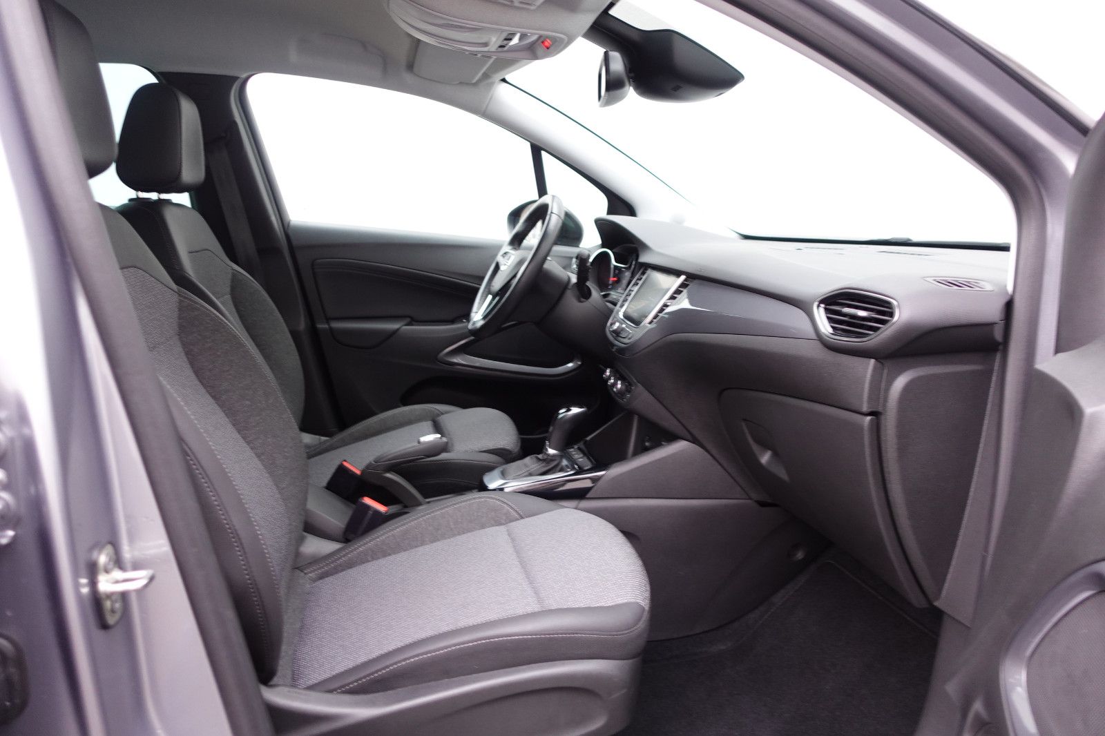 Fahrzeugabbildung Opel Crossland 1.2T AUTOMATIK,Navi,Kamera,Sitzhzg,LED