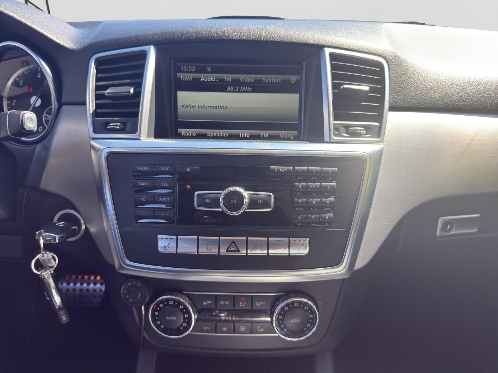MERCEDES-BENZ ML 350 CDI AMG PAKET / GPS / XENON / TEMP. | 258 ch | 4X4 | BVA | PACK SPORT | TOIT PANORAMIQUE | VOLANT EN CUIR
