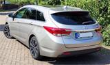 Hyundai i40 1.7 CRDi CW 104kW blue Premium DCT - Hyundai i40 mit Diesel-Antrieb: Kombi, 1.7