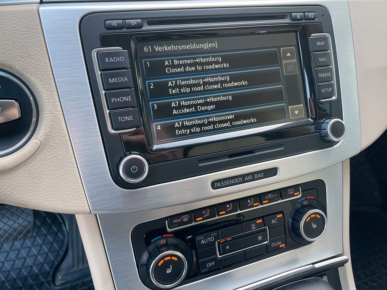 Fahrzeugabbildung Volkswagen Passat CC*Alcantara*Soundsystem*Sthz*2-Zonen*ACC