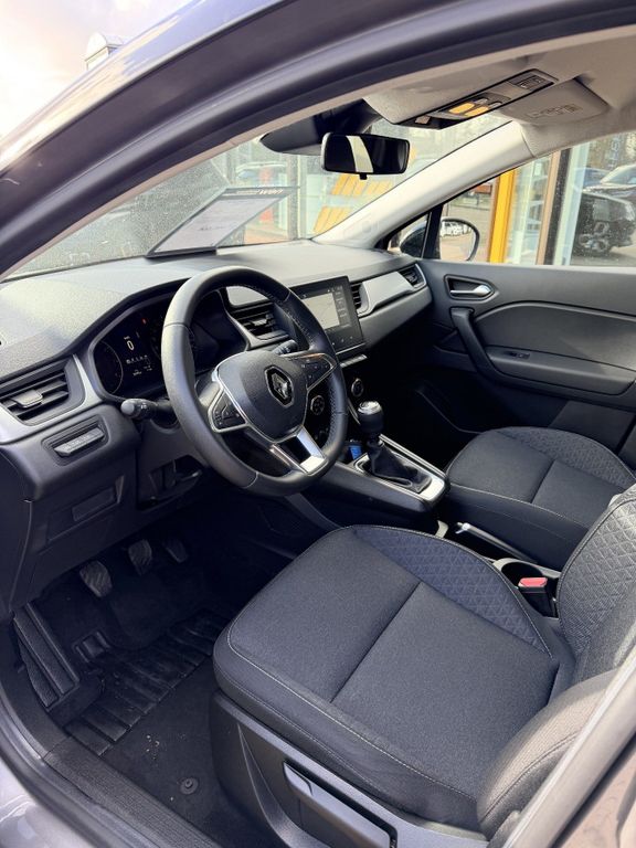 RENAULT Captur - Bild 6