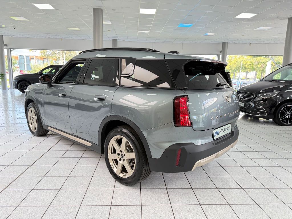 Mini Cooper D Countryman PANO*MASSAGE*HUD*AHK*360°H/K