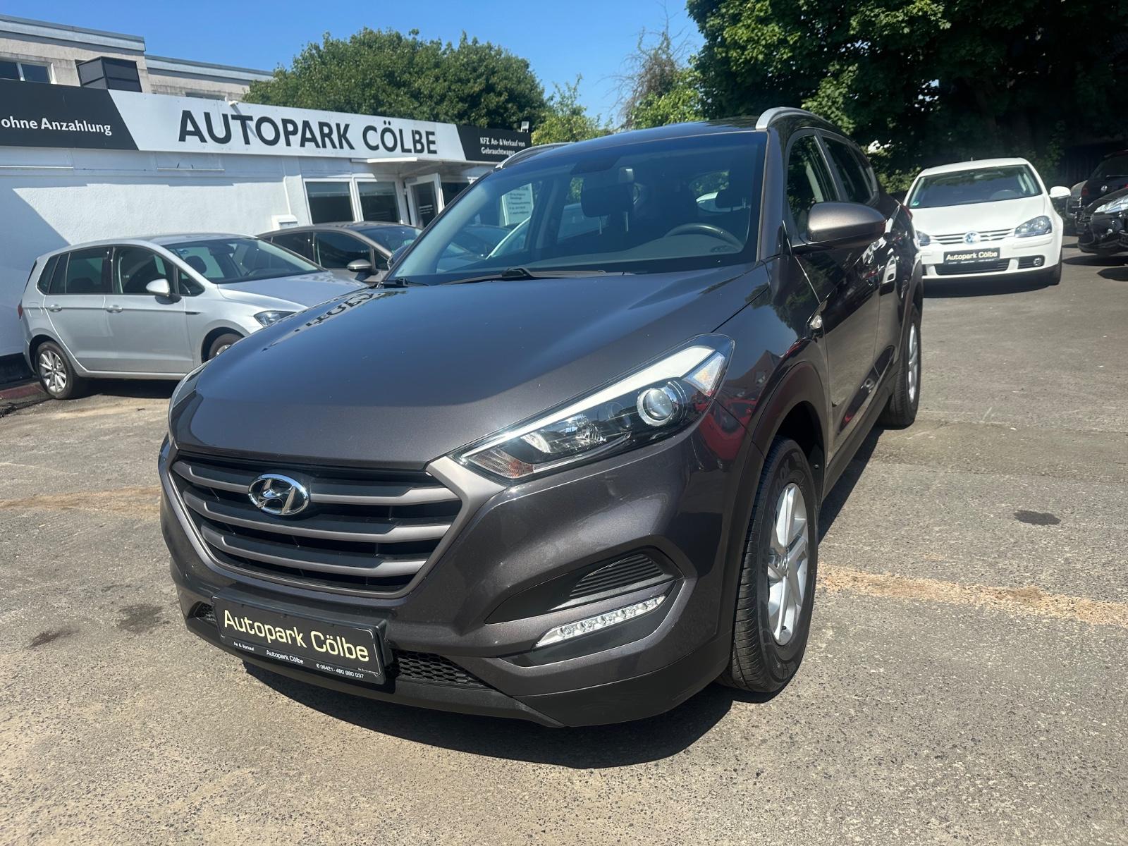 Hyundai Tucson blue  2WD*1 Hand*Navi*Rückfahrkamera