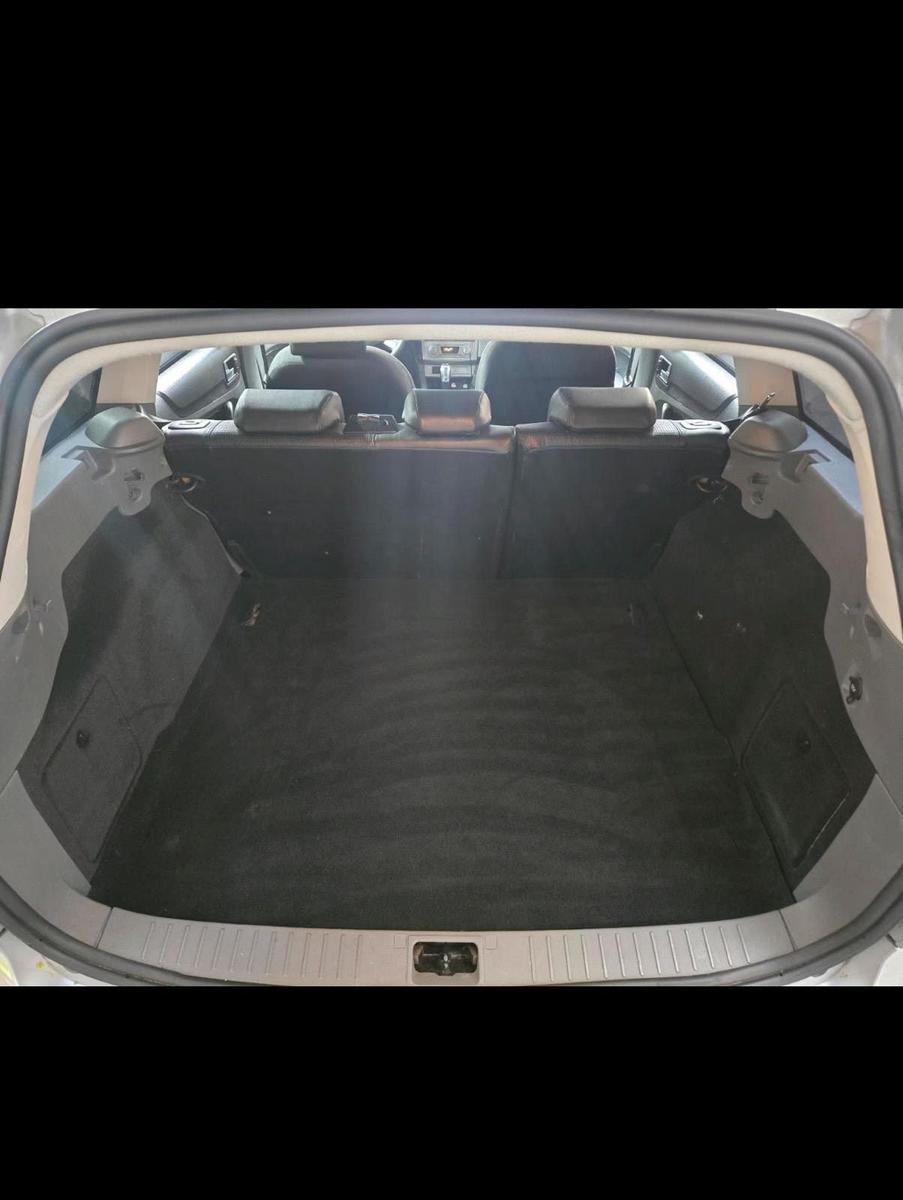 Ford Focus 2009 — photo 11