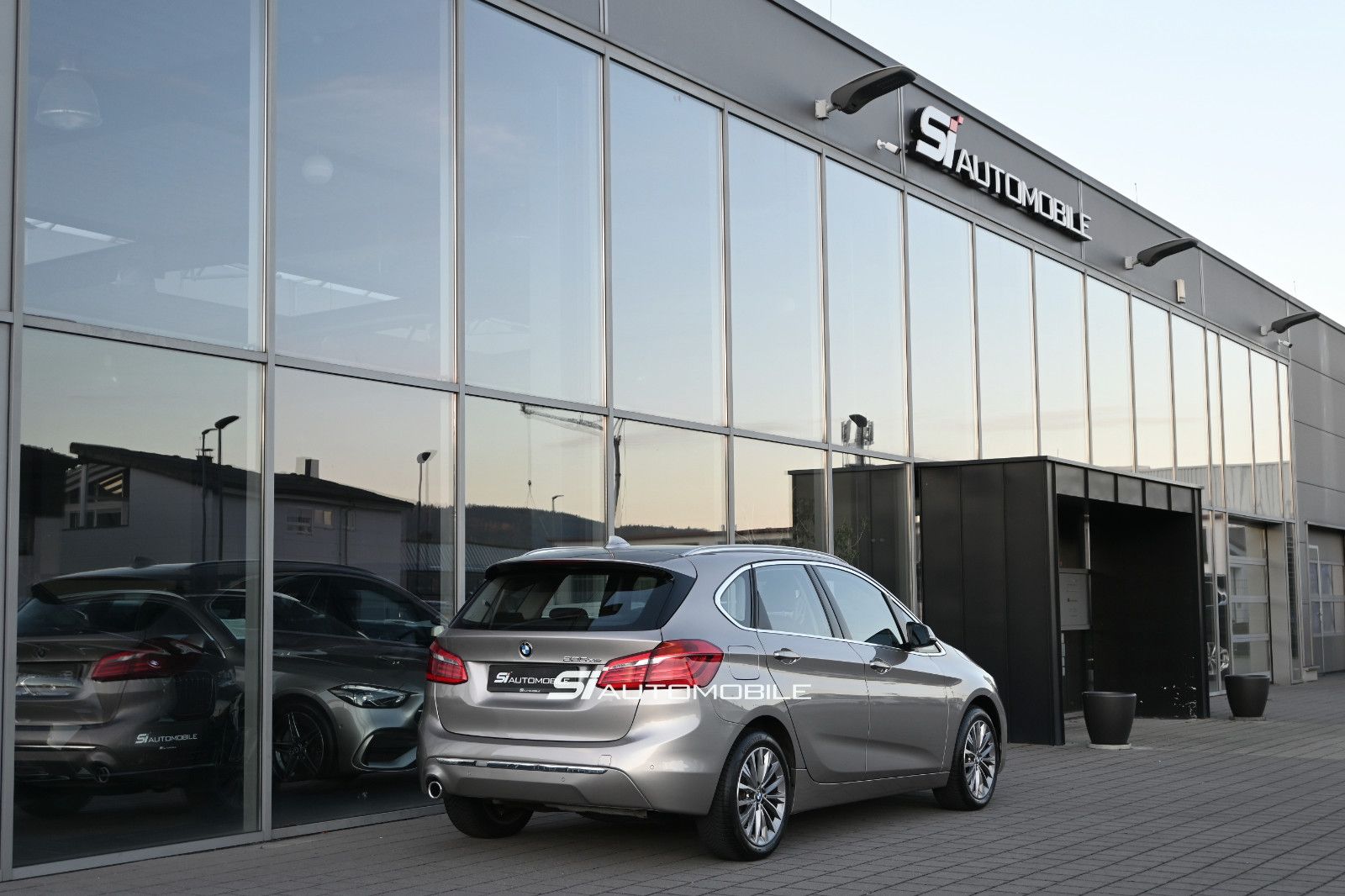 Fahrzeugabbildung BMW 225xe Active Tourer iPerform. Luxury Line °ACC°