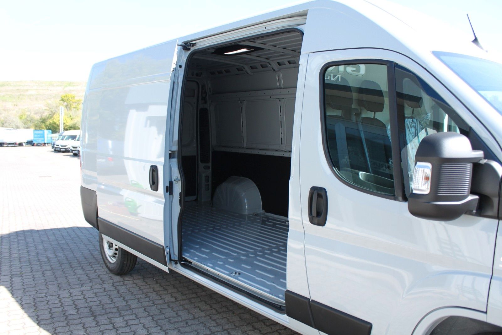 Fahrzeugabbildung Fiat Ducato KaWa  L3H2 Full LED
