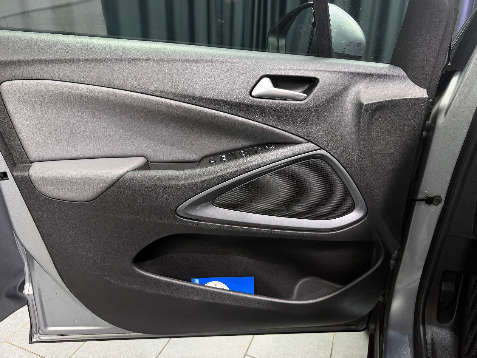 Fahrzeugabbildung Opel Crossland (X)1.2 DI Turbo Innovation|AUTOMATIK