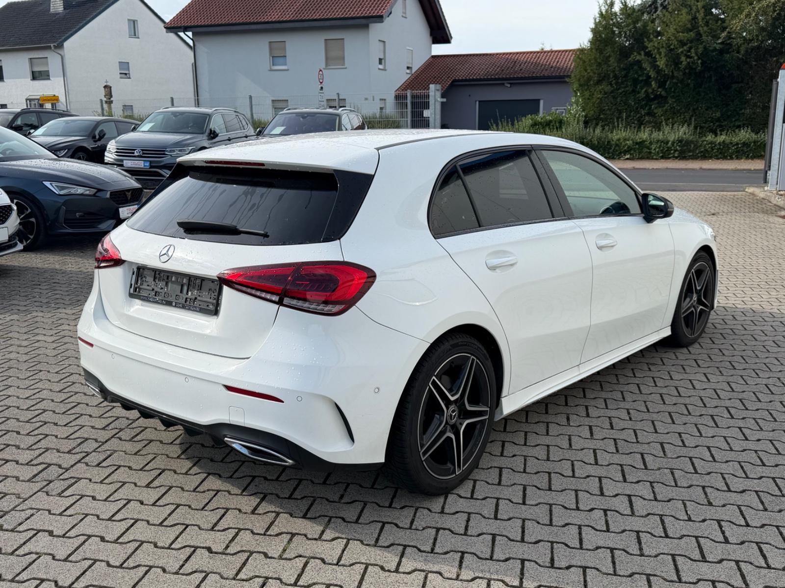 Mercedes-Benz A 250 AMG Night-Paket/LED/R-Kamera/SHZ/NAVI/DAB