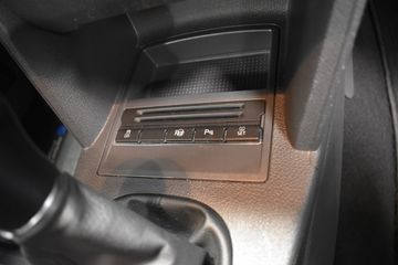Volkswagen Touran - 9