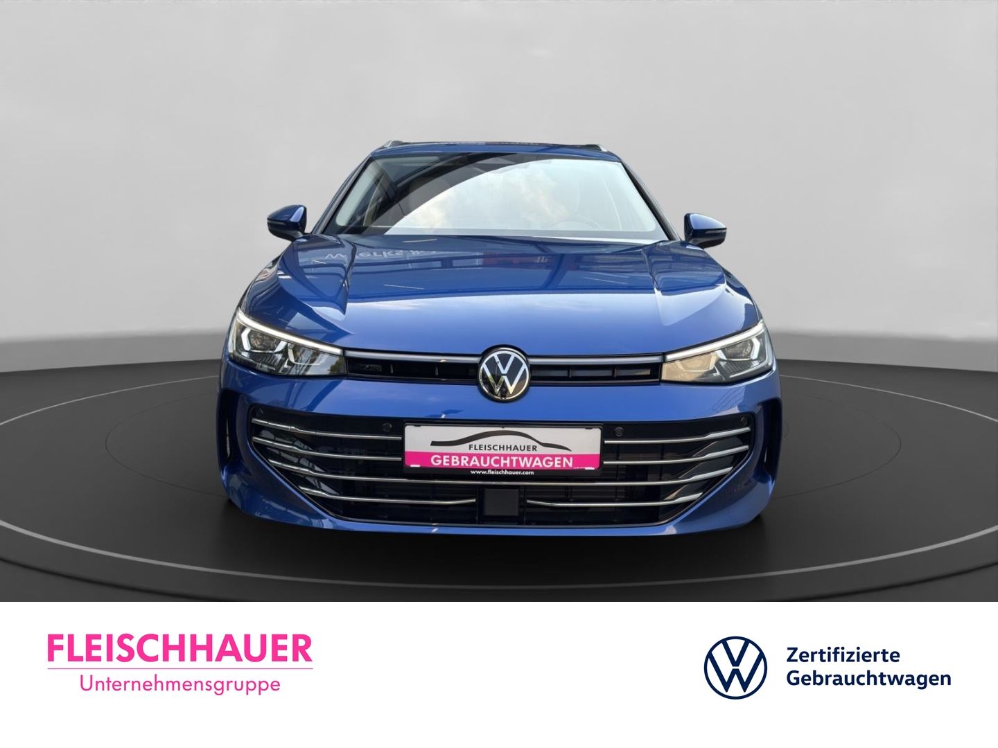 Volkswagen Passat Variant 2.0 TDI Elegance Matrix AHK Pano foto 2