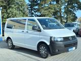 Volkswagen T5 Transporter Kombi 9-Sitzer 1-Hand - Volkswagen T5 mit Diesel-Antrieb