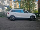 Skoda Karoq 1.5 TSI ACT DSG 4x4 Style Style - Skoda Karoq mit Schiebedach
