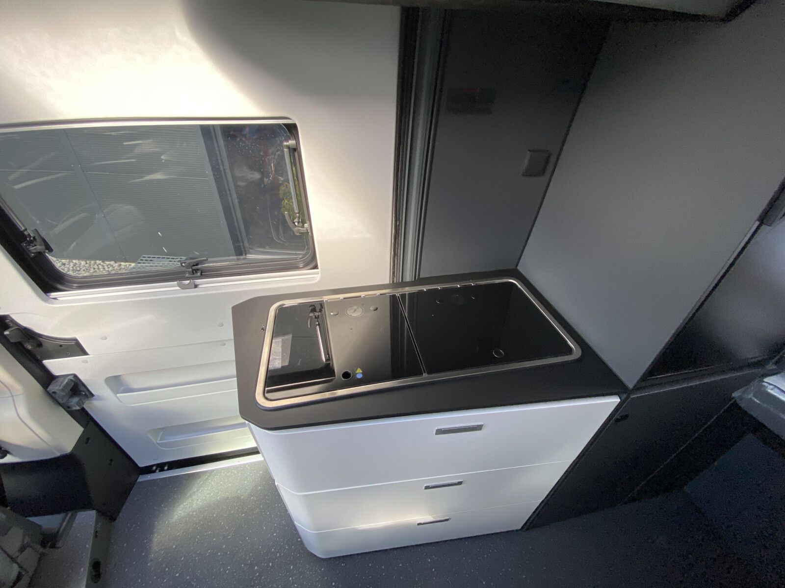 Fahrzeugabbildung Adria Twin Edition 600 SPB Markise,SOlar,LED,Navi+DAB
