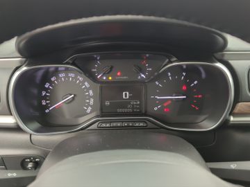 Citroën C3 1.2 PureTech 83 Plus +SpurH+KlimaA+Navi+LED