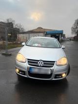 Volkswagen Auto Golf  5 Kombi 1,9 Automatik Diesel - Volkswagen Golf aus 2008 mit Diesel-Antrieb: Kombi