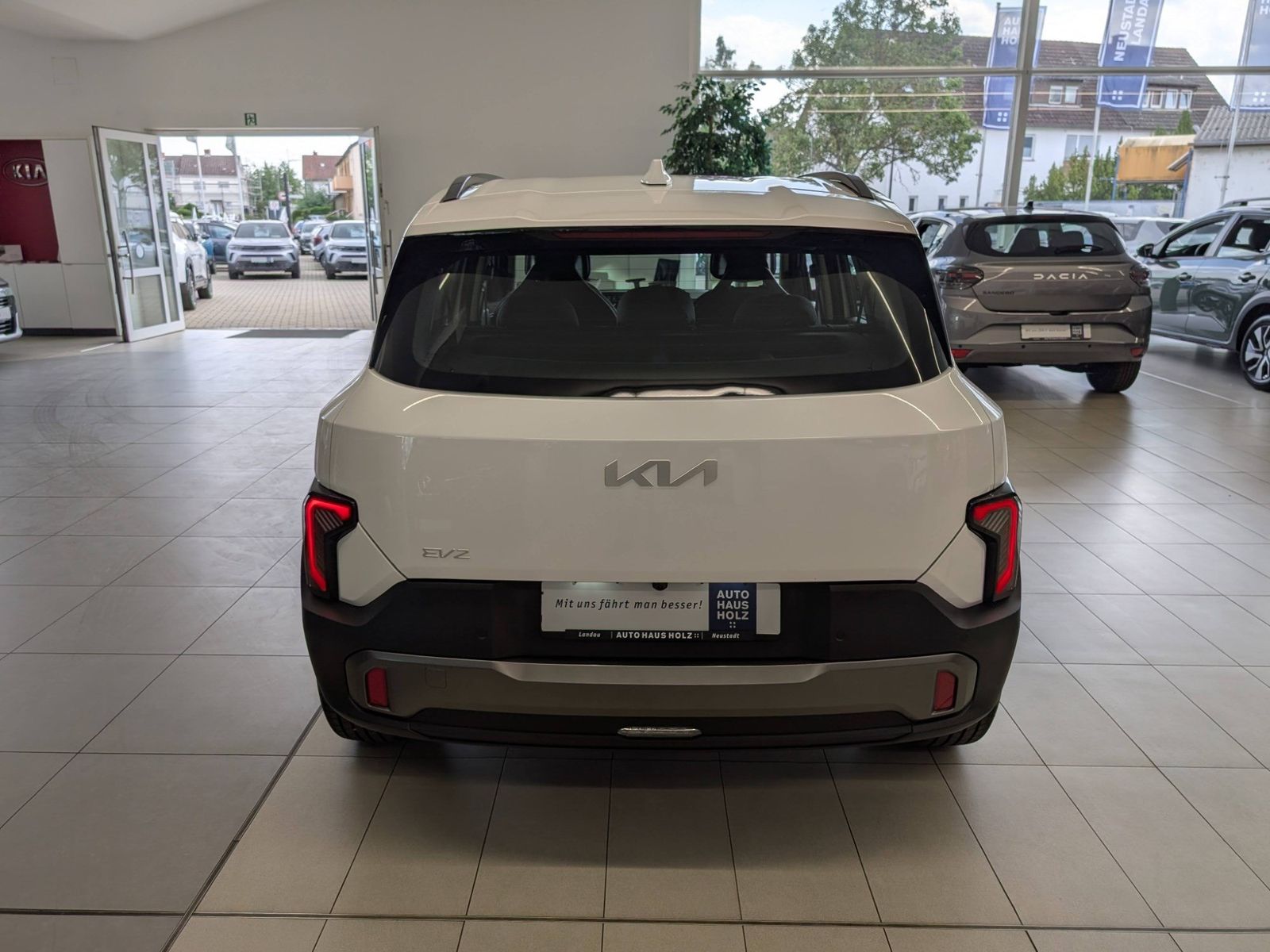 KIA EV2  42,2-kWh 5S Earth Winter-Connect – Bild 3
