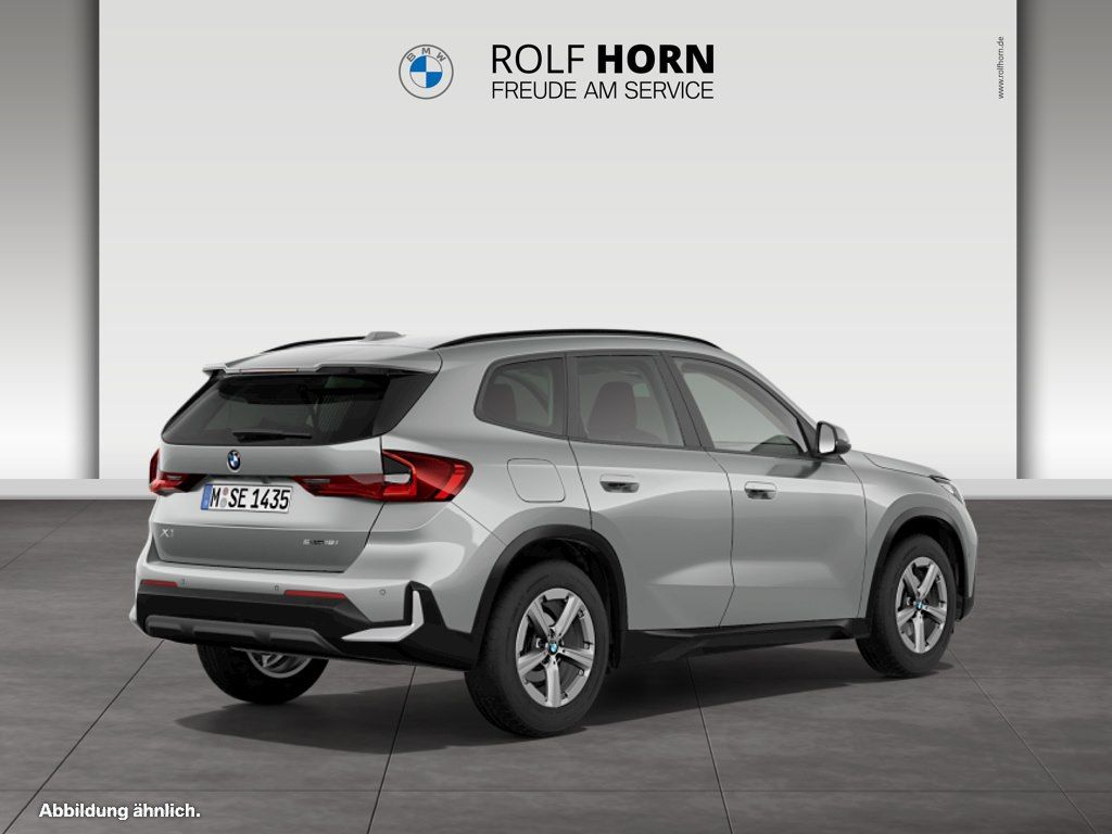 BMW X1 sDrive18i Navi LED Klima Sitzhzg H K RFK 18 foto 2