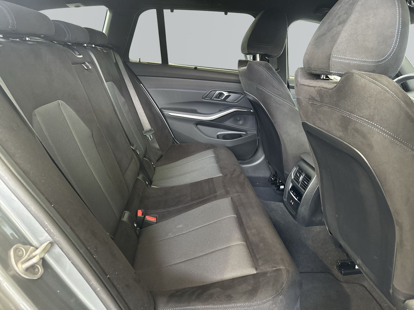 BMW 320 - Bild 10